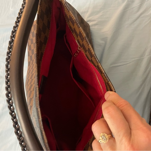 Louis Vuitton Purse/bag. - Picture 4 of 10